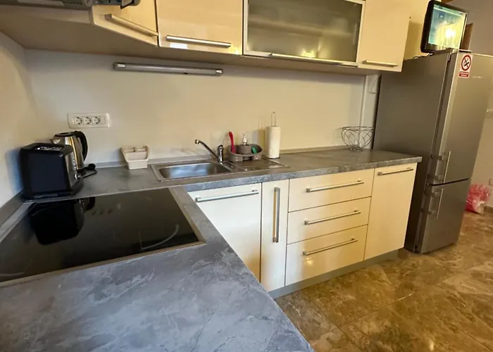 Old Town Apartments Trogir - Free Parking