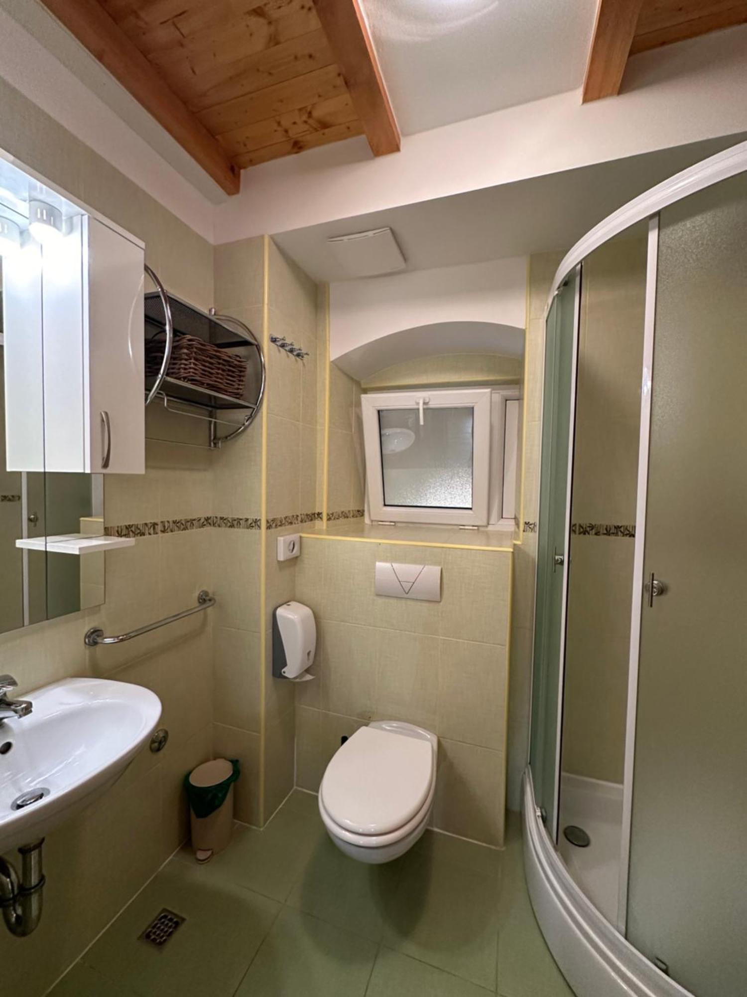 Old Town - Free Parking Apartment